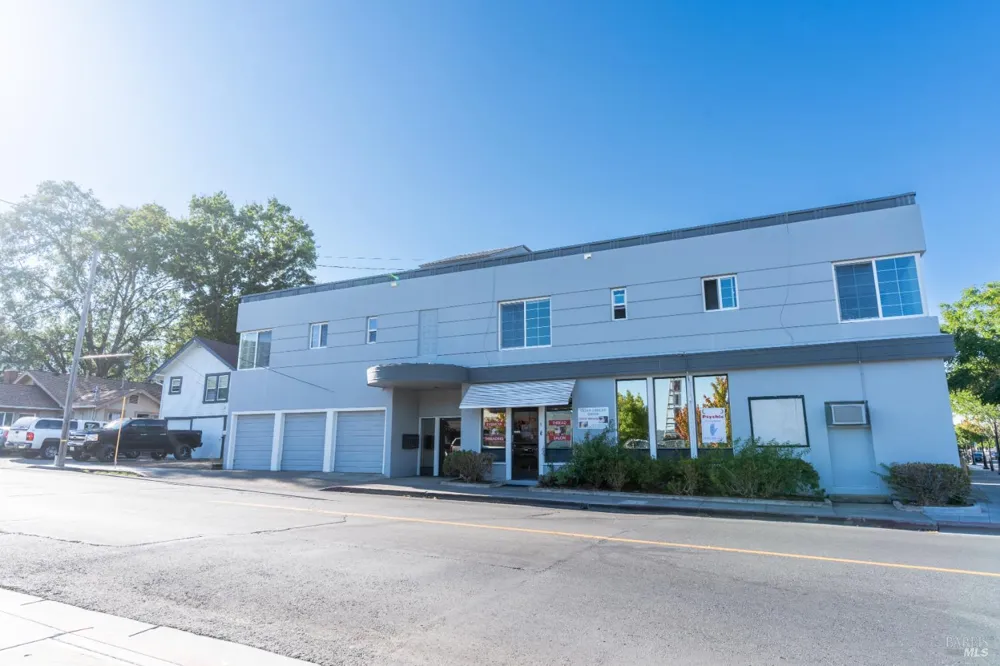 534 S State Street Ukiah, CA 95482