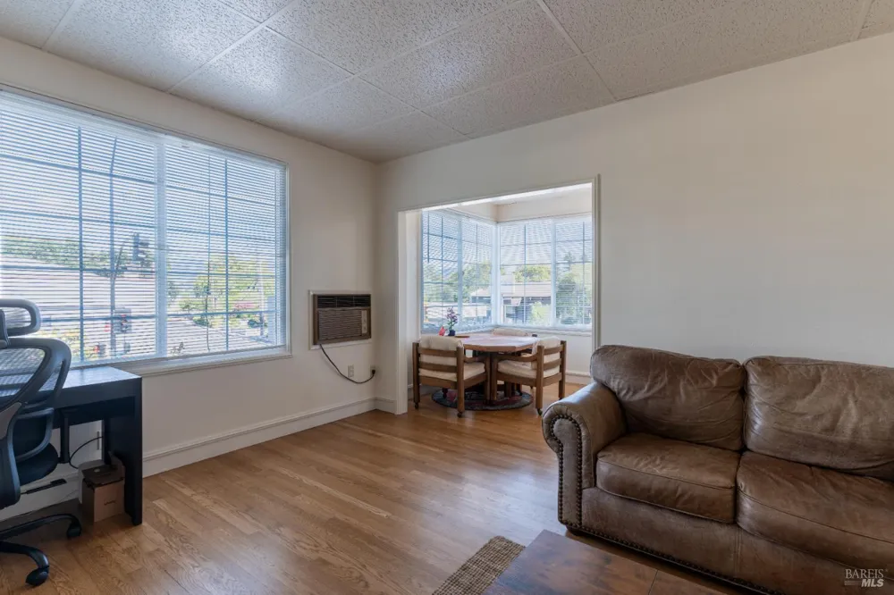 534 S State Street Ukiah, CA 95482