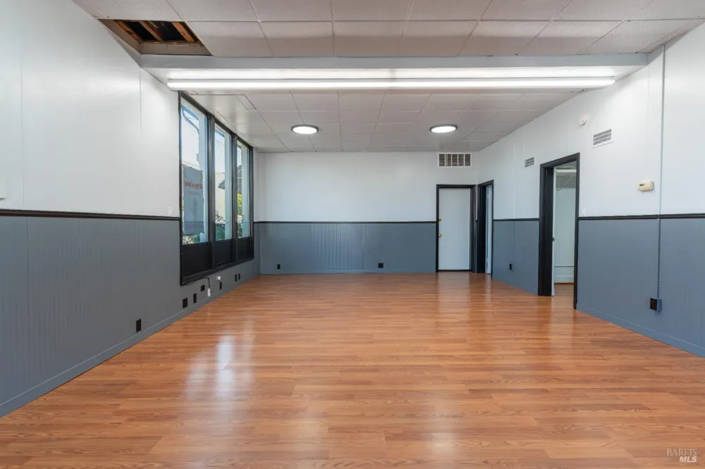 534 S State Street Ukiah, CA 95482