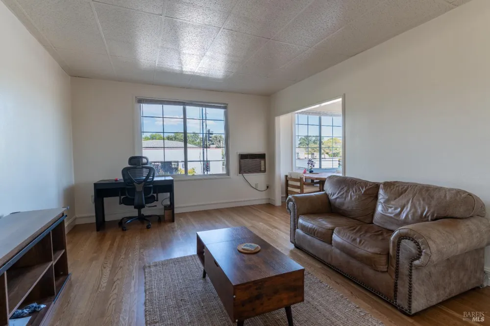 534 S State Street Ukiah, CA 95482