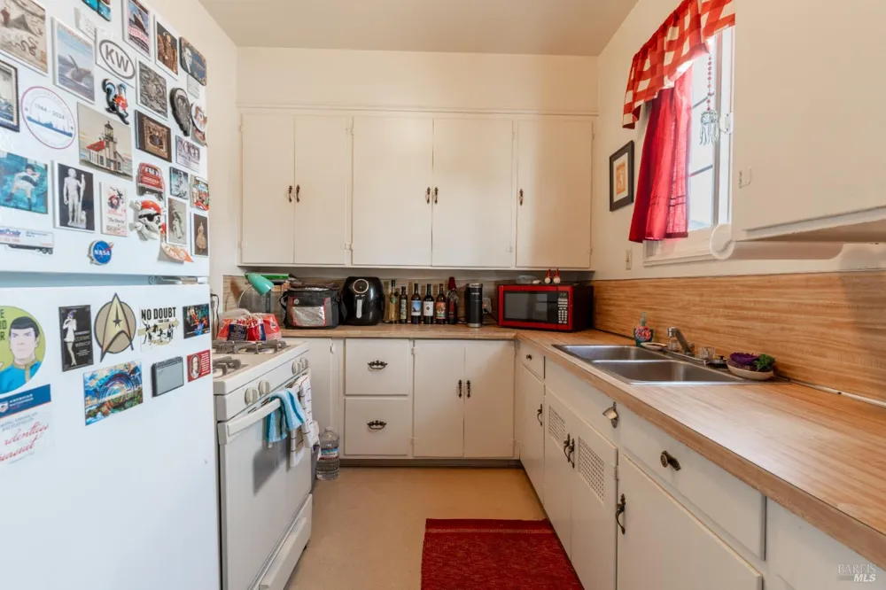 534 S State Street Ukiah, CA 95482