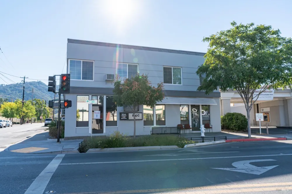 534 S State Street Ukiah, CA 95482