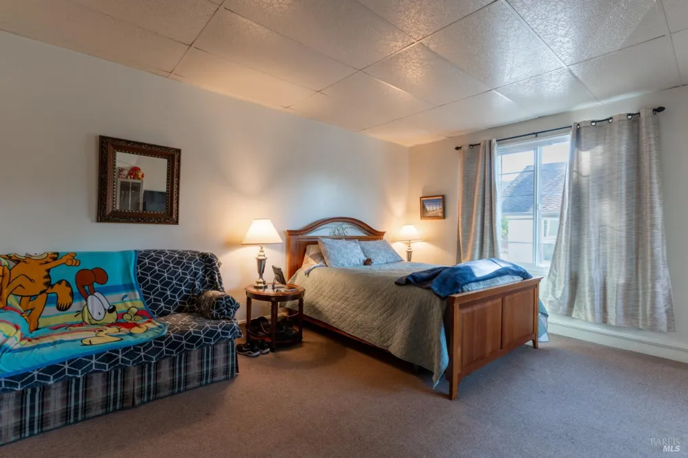 534 S State Street Ukiah, CA 95482