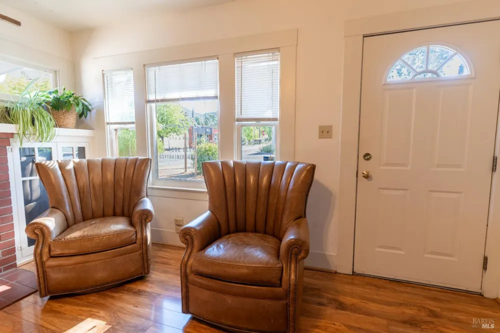 534 S State Street Ukiah, CA 95482