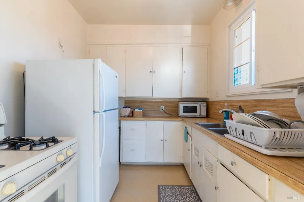 534 S State Street Ukiah, CA 95482