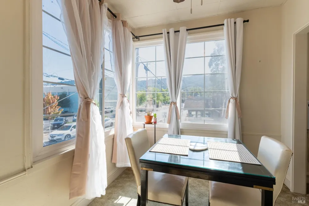 534 S State Street Ukiah, CA 95482