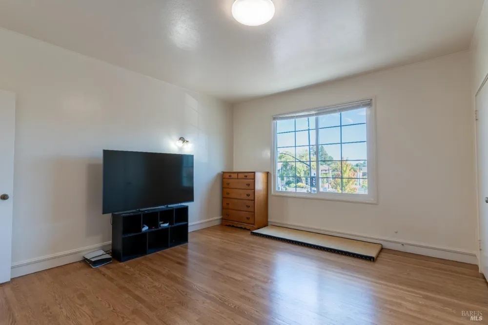 534 S State Street Ukiah, CA 95482