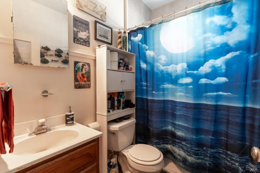 534 S State Street Ukiah, CA 95482