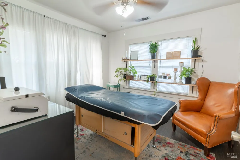 534 S State Street Ukiah, CA 95482