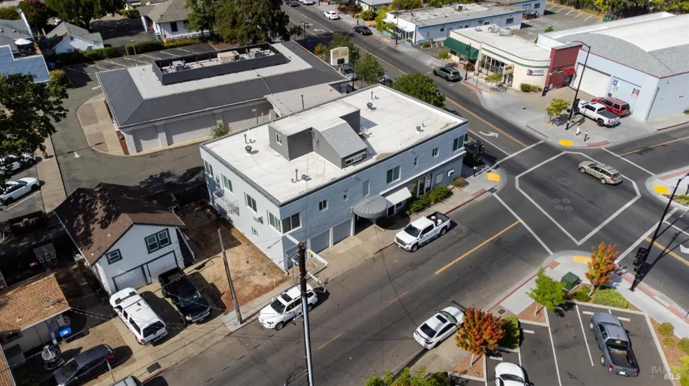 534 S State Street Ukiah, CA 95482