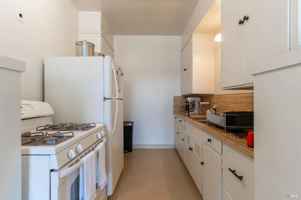 534 S State Street Ukiah, CA 95482
