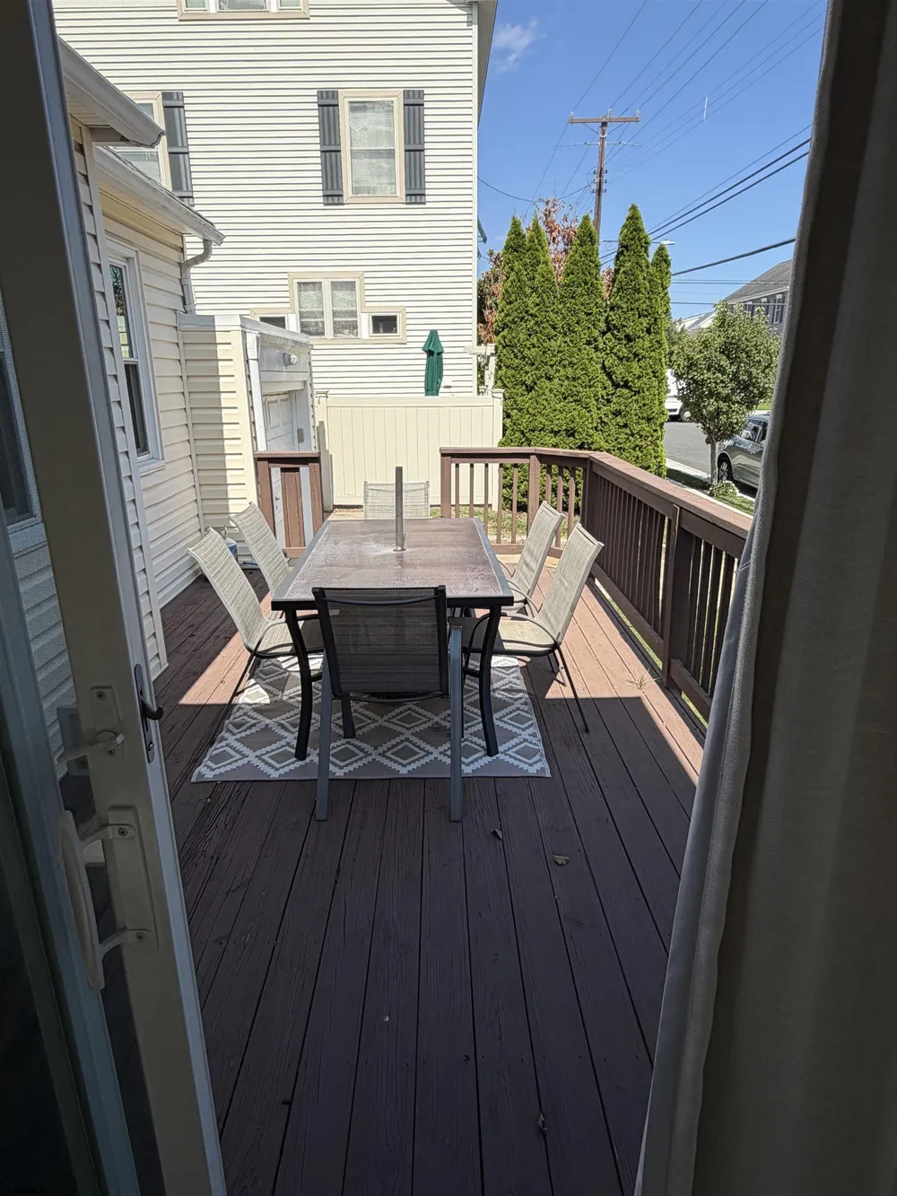 7703 Winchester Margate, NJ 08402