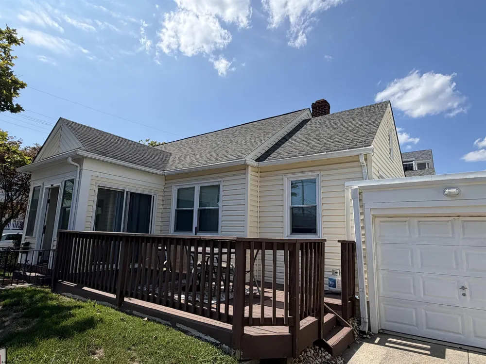 7703 Winchester Margate, NJ 08402