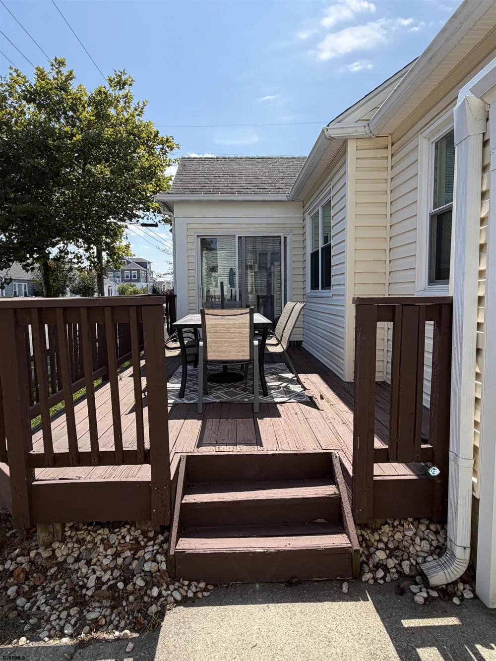 7703 Winchester Margate, NJ 08402