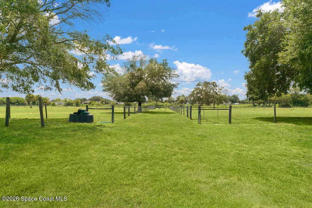 3560 Pennsylvania Avenue Mims, FL 32754