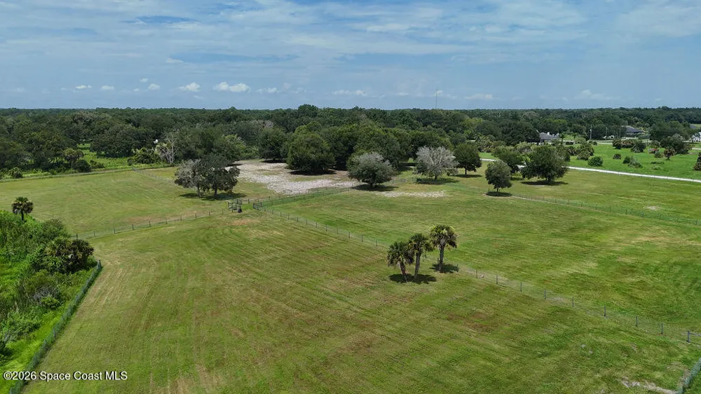 3560 Pennsylvania Avenue Mims, FL 32754