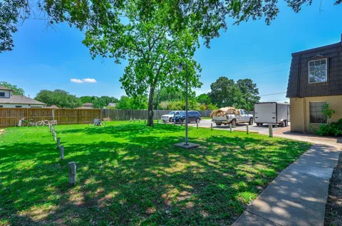 1526 East Avenue #203