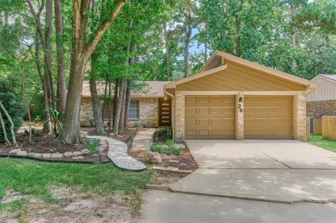 26 W Broken Oak Court