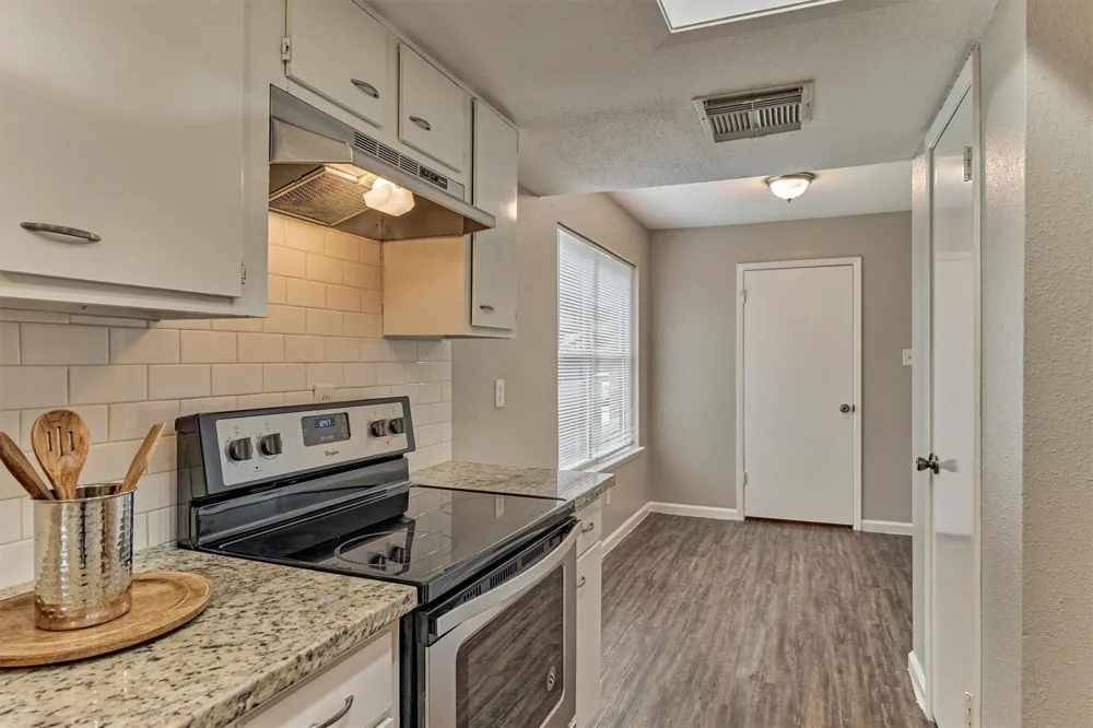 26 W Broken Oak Court The Woodlands, TX 77381
