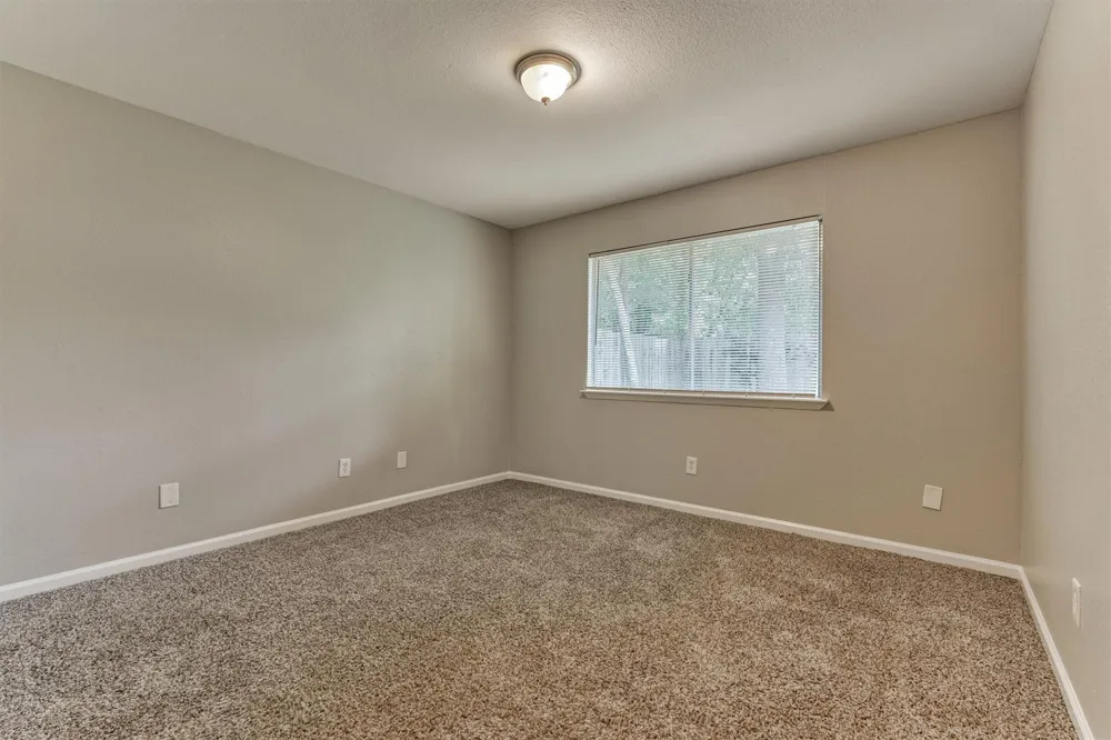 26 W Broken Oak Court The Woodlands, TX 77381