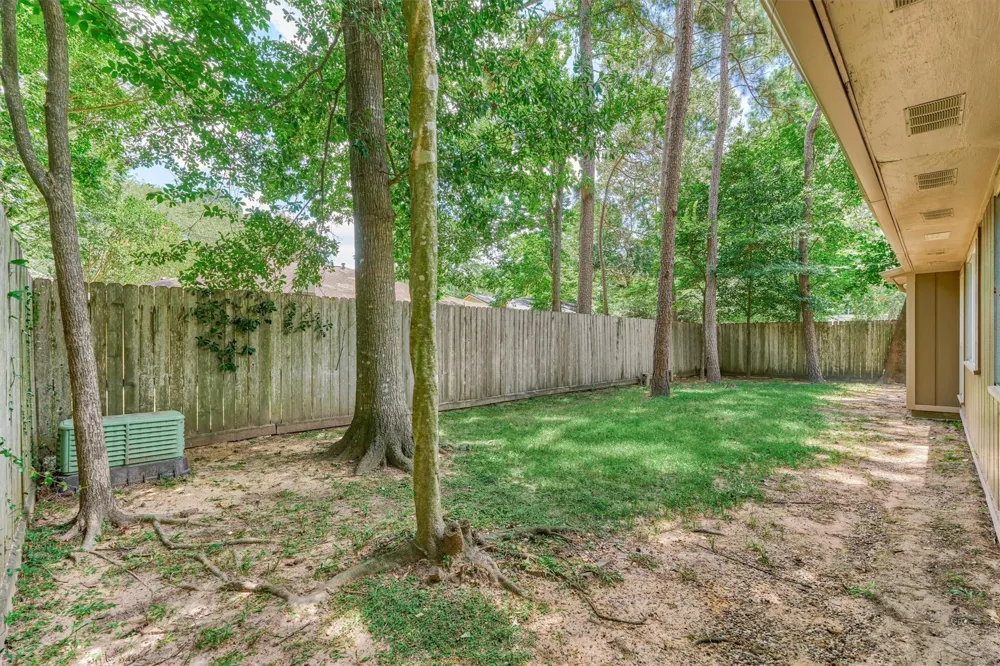 26 W Broken Oak Court The Woodlands, TX 77381