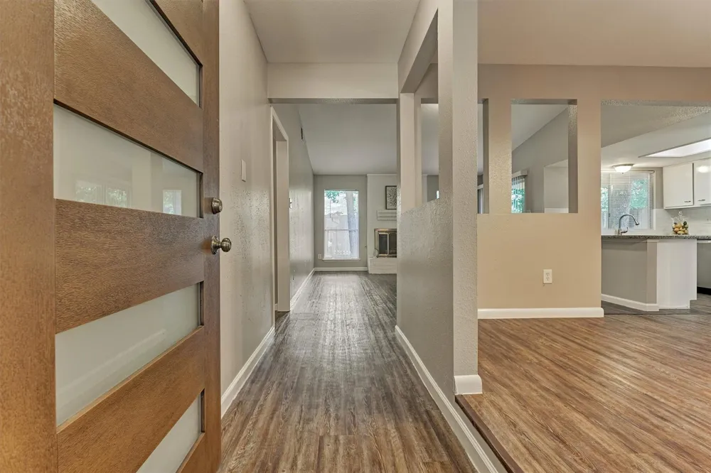 26 W Broken Oak Court The Woodlands, TX 77381