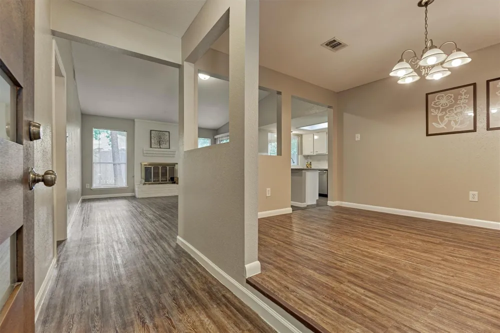 26 W Broken Oak Court The Woodlands, TX 77381