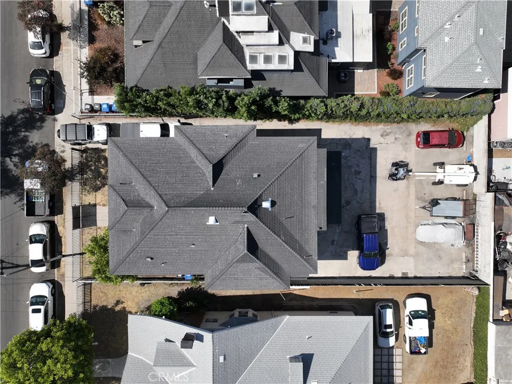 2107 Oak Street Los Angeles, CA 90007