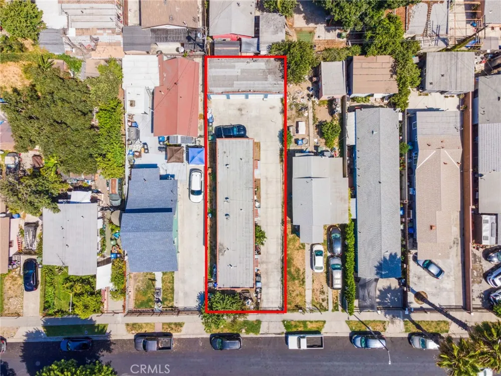 135 E 77th Street Los Angeles, CA 90003