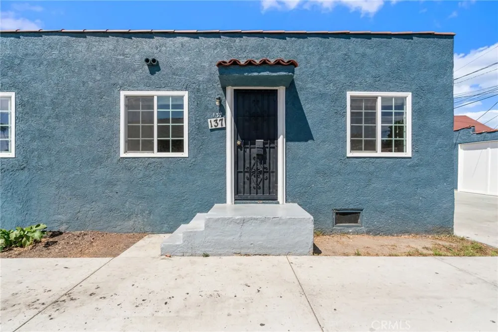 135 E 77th Street Los Angeles, CA 90003