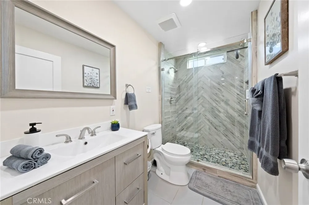 6238 University #1/2 San Diego, CA 92115