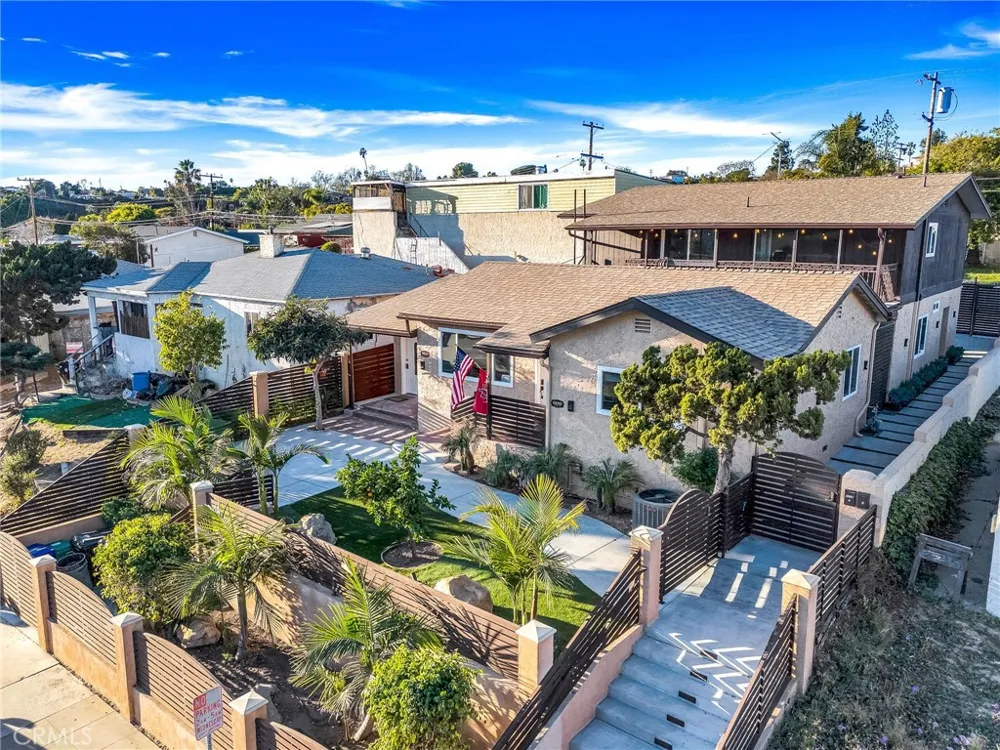 6238 University #1/2 San Diego, CA 92115