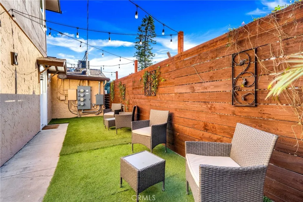 6238 University #1/2 San Diego, CA 92115
