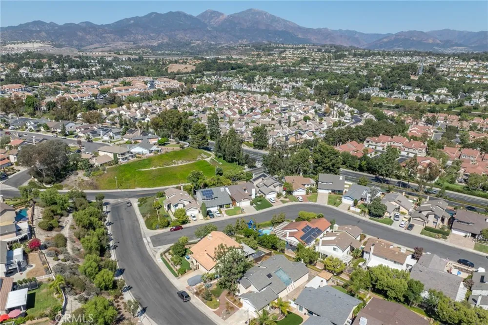 21902 Cosala Mission Viejo, CA 92691