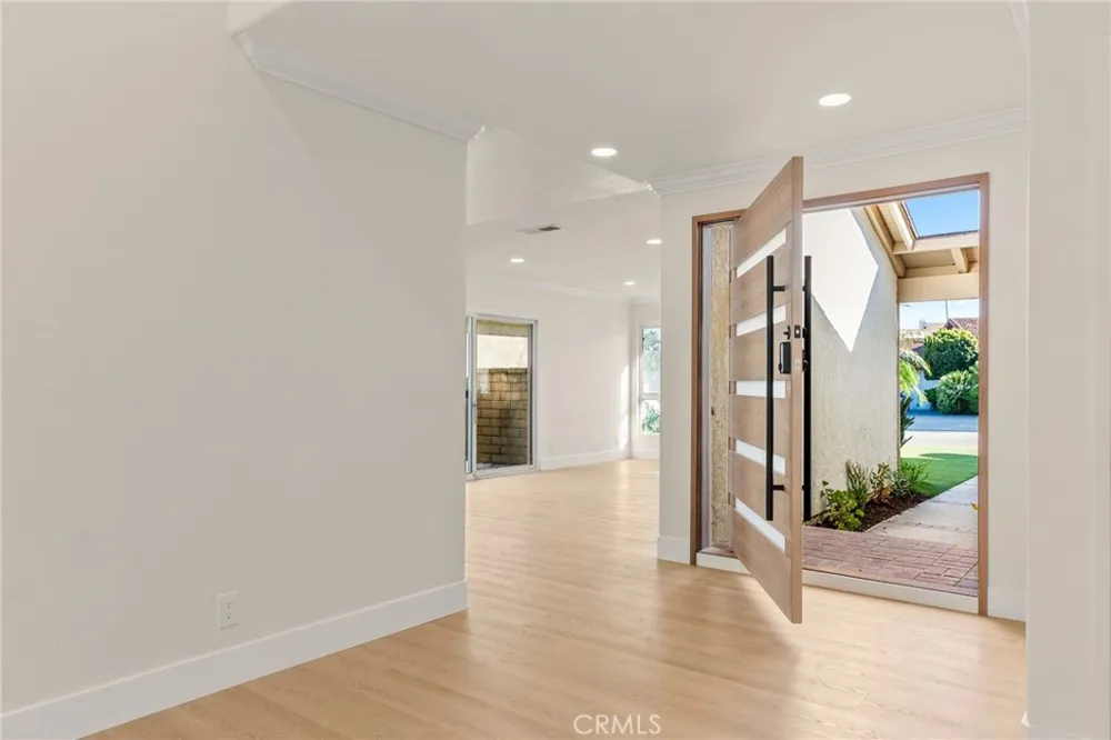 21902 Cosala Mission Viejo, CA 92691