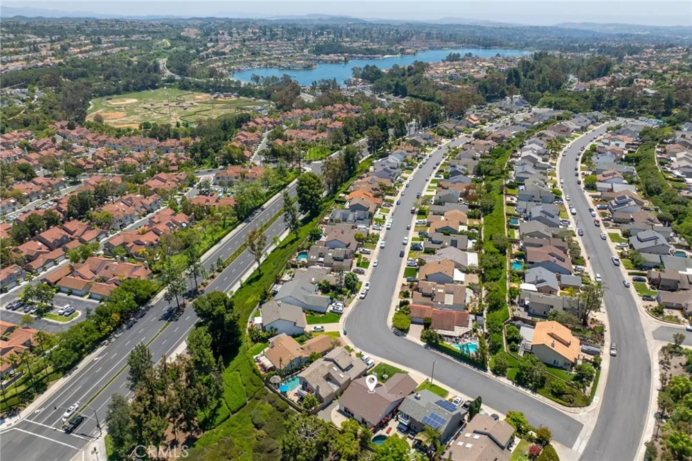 21902 Cosala Mission Viejo, CA 92691