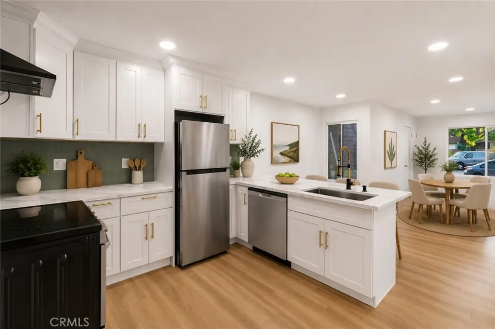 9010 Newport #3 Fontana, CA 92335