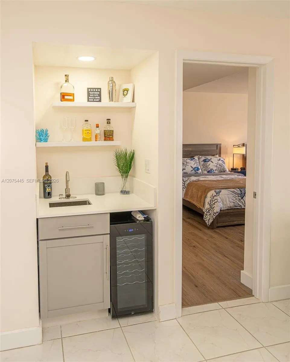 1201 S Ocean Dr #904S Hollywood, FL 33019