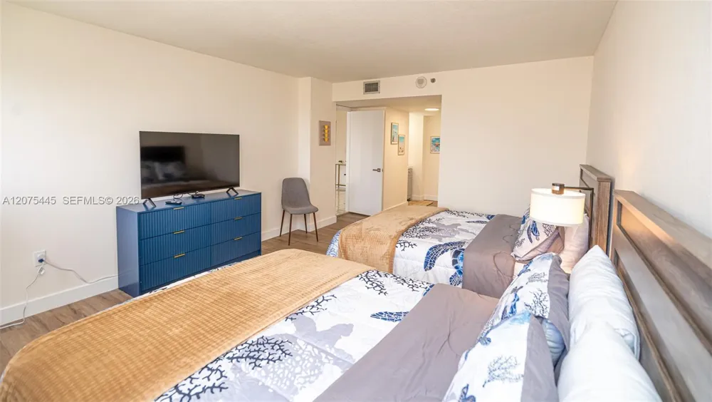 1201 S Ocean Dr #904S Hollywood, FL 33019