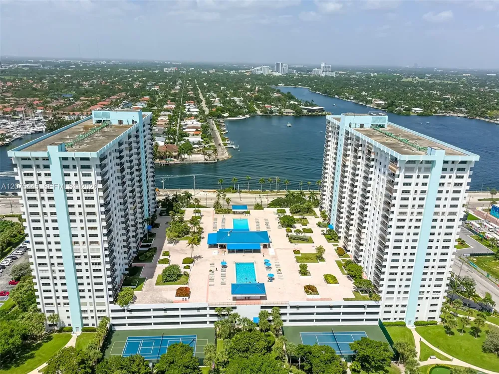 1201 S Ocean Dr #904S Hollywood, FL 33019