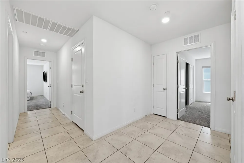 8370 Vinamala Avenue Las Vegas, NV 89149