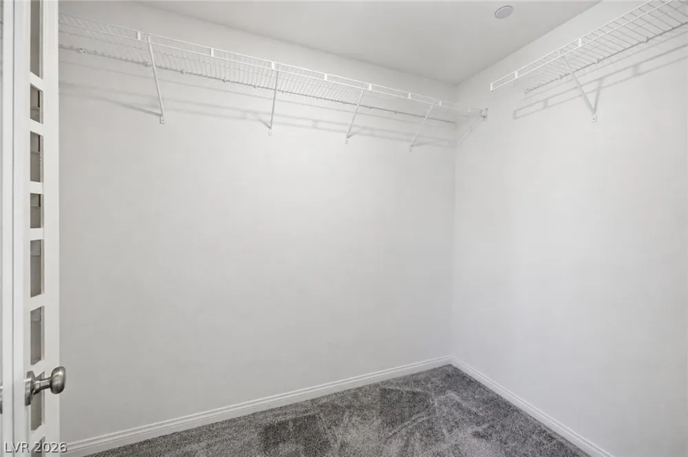 8370 Vinamala Avenue Las Vegas, NV 89149