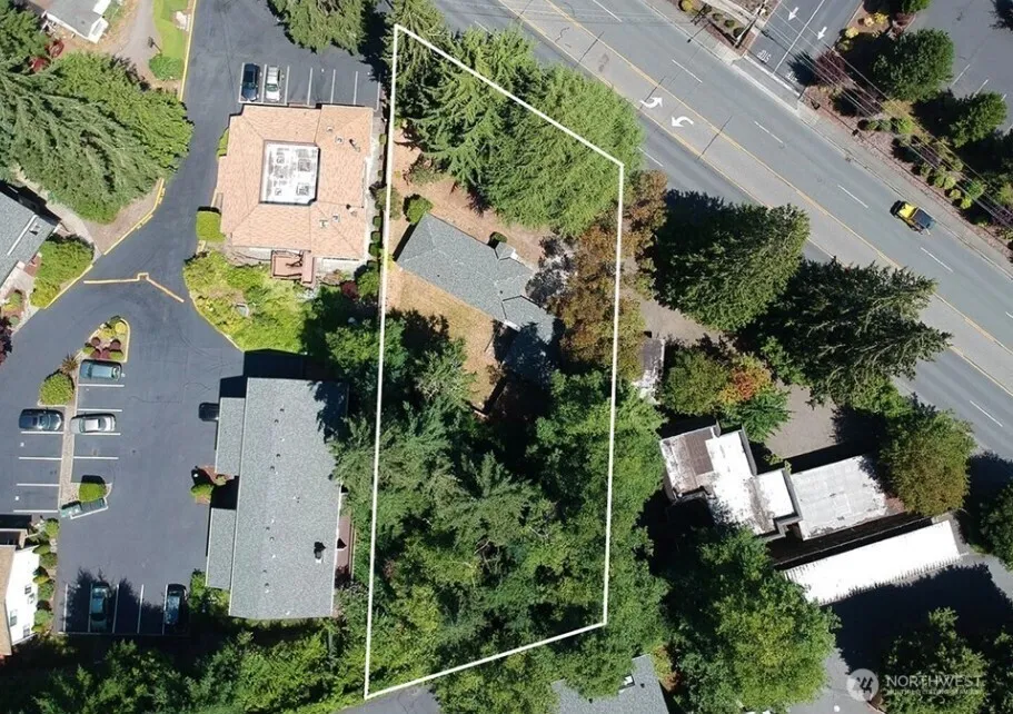 22910 Edmonds Way Edmonds, WA 98020