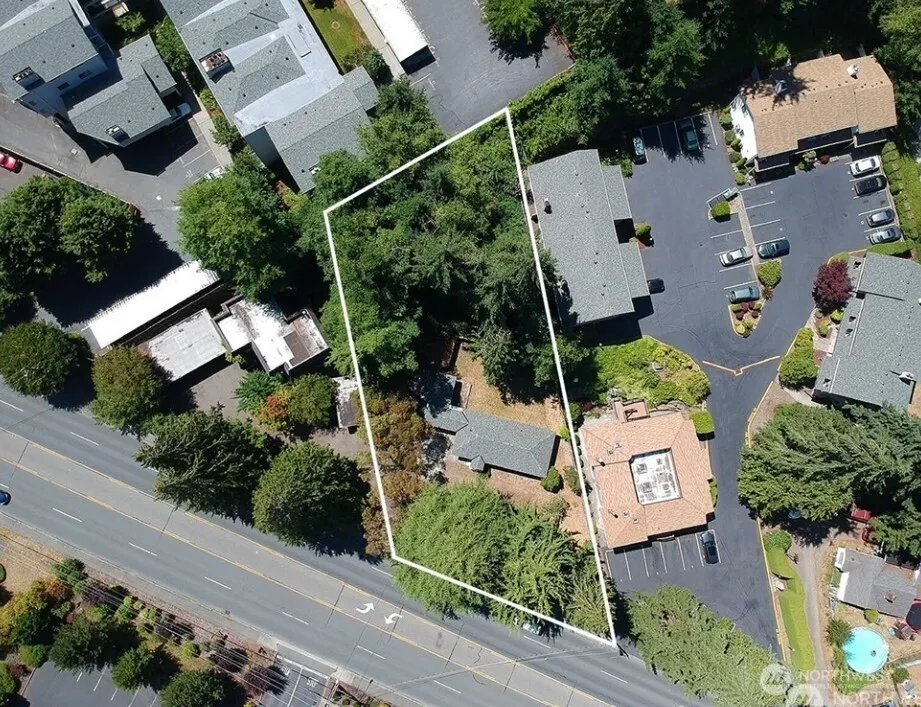 22910 Edmonds Way Edmonds, WA 98020