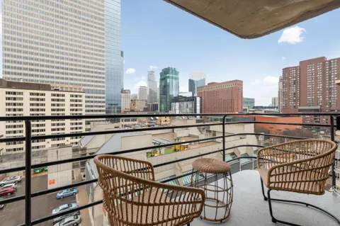 1200 Nicollet Mall #914