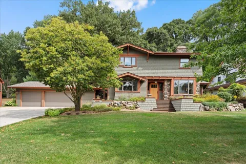 1619 Golf View Drive