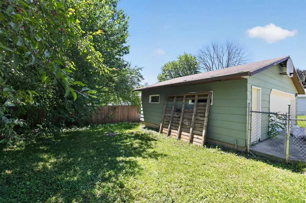2068 48th Street NW Rochester, MN 55901
