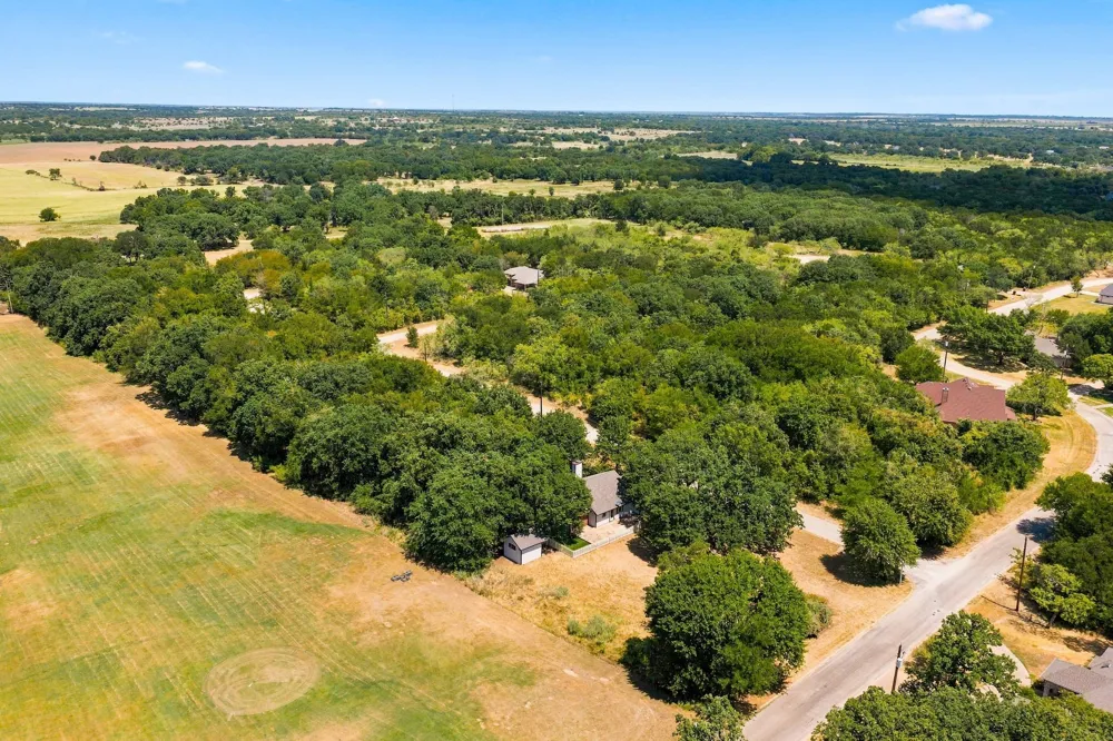 31003 Doe Run Court Whitney, TX 76692