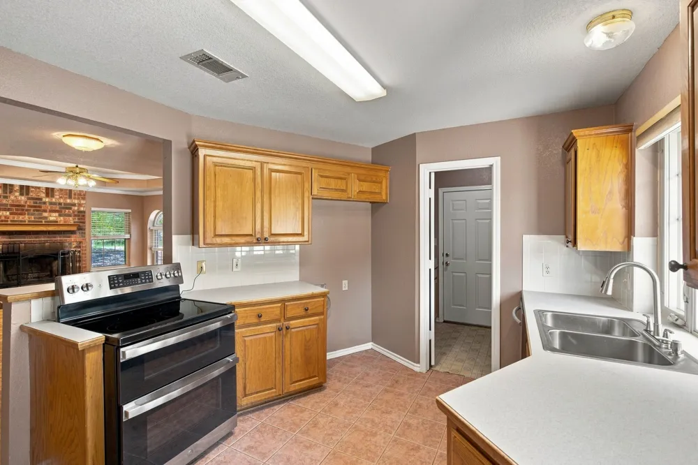 31003 Doe Run Court Whitney, TX 76692