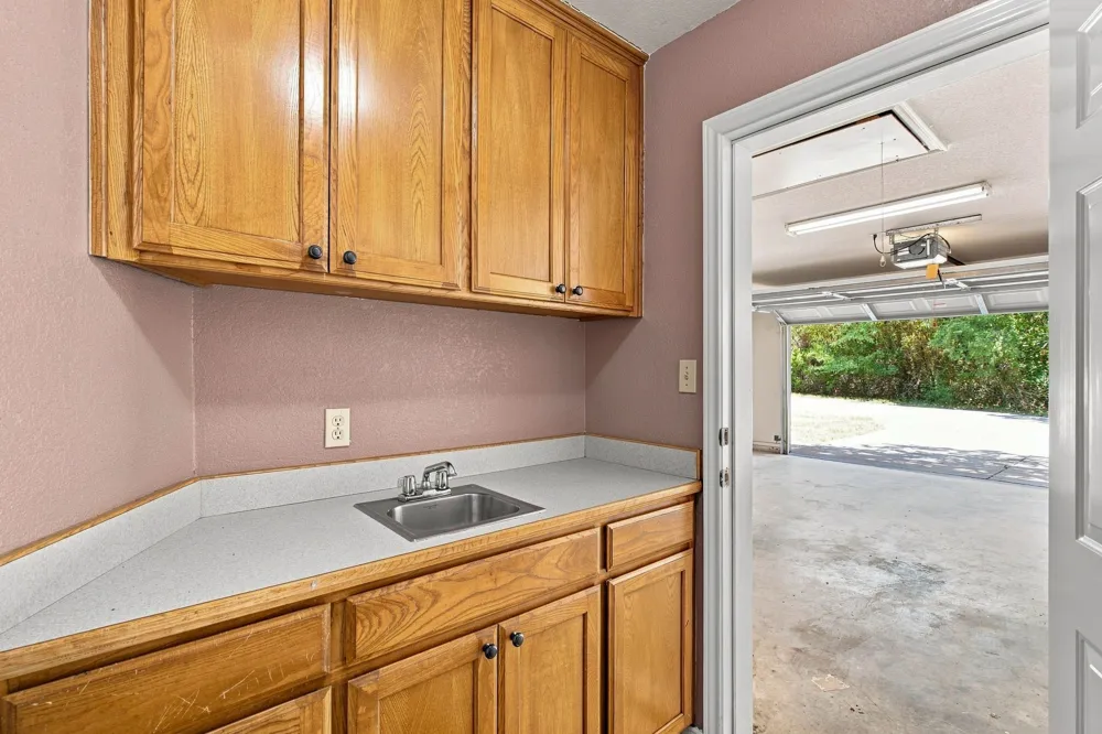 31003 Doe Run Court Whitney, TX 76692